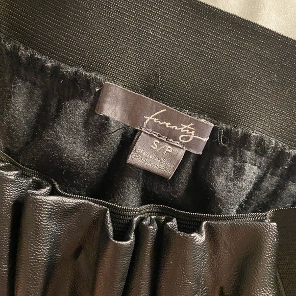 Forever 21 black leather mini skirt - Picture 2 of 2